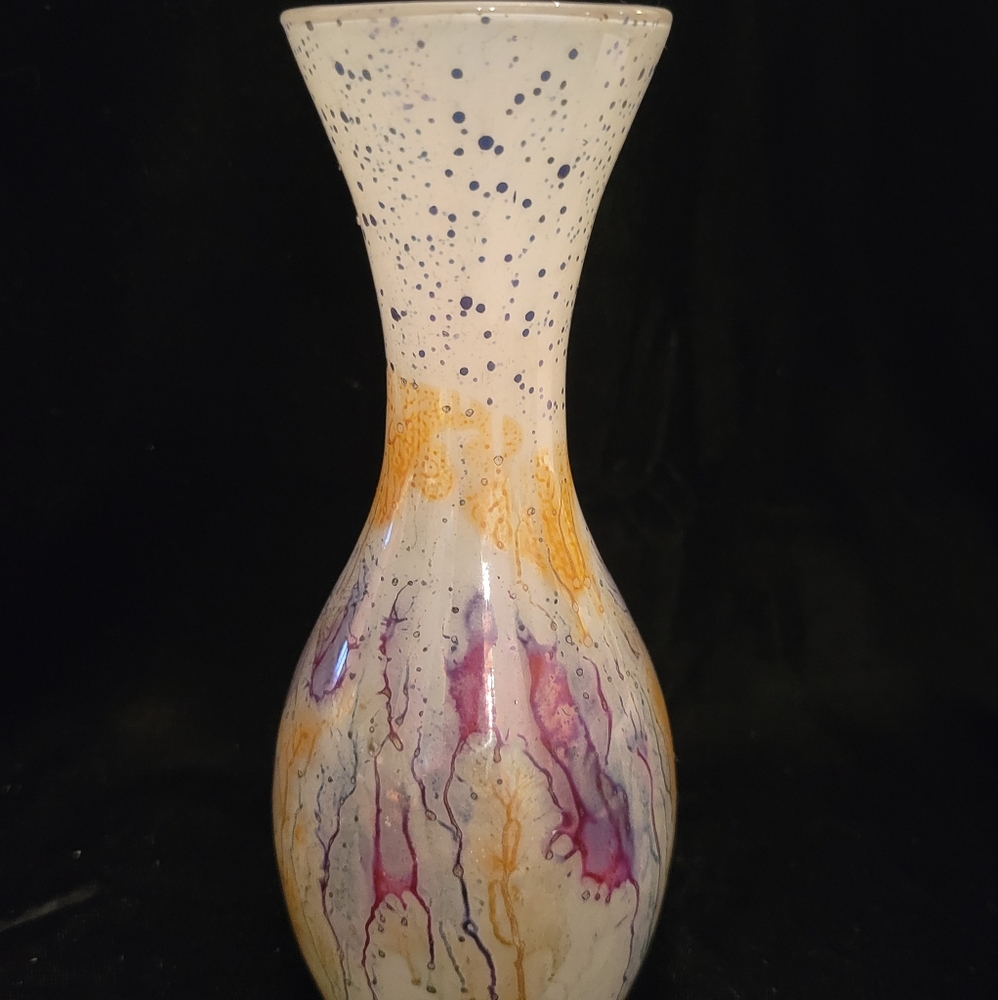 ART GLASS VINTAGE VASE. Handpainted in Israel. - Picture 1 of 5
